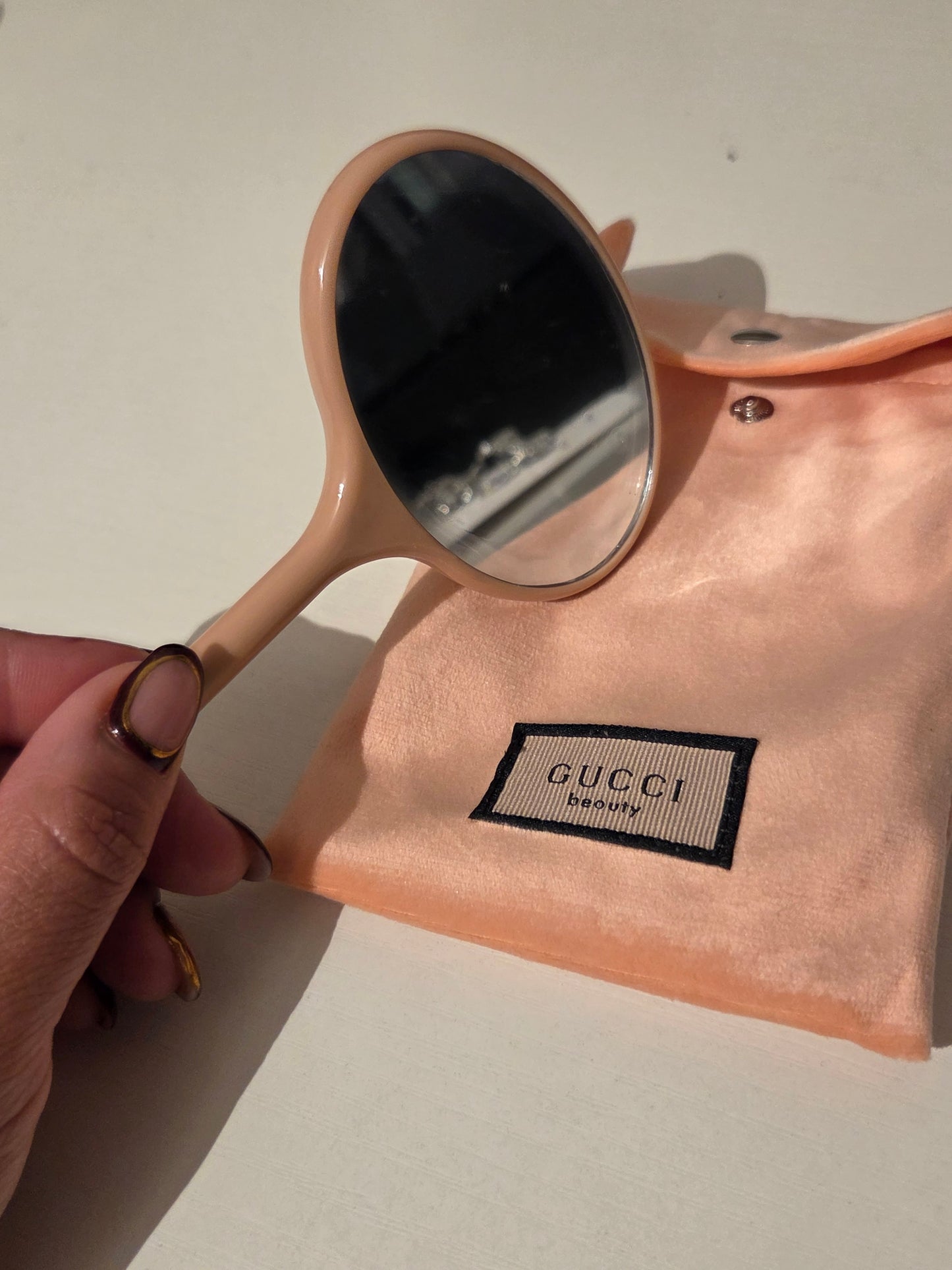 Gege hand Mirror