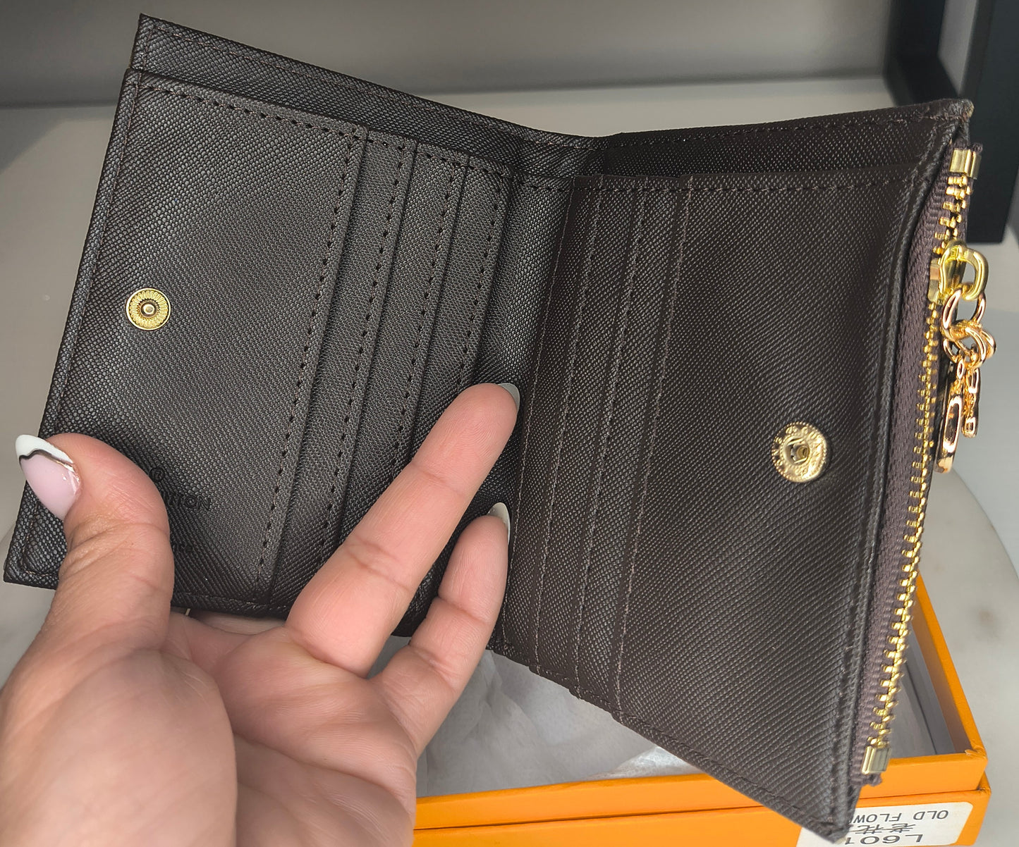 Jade Wallet