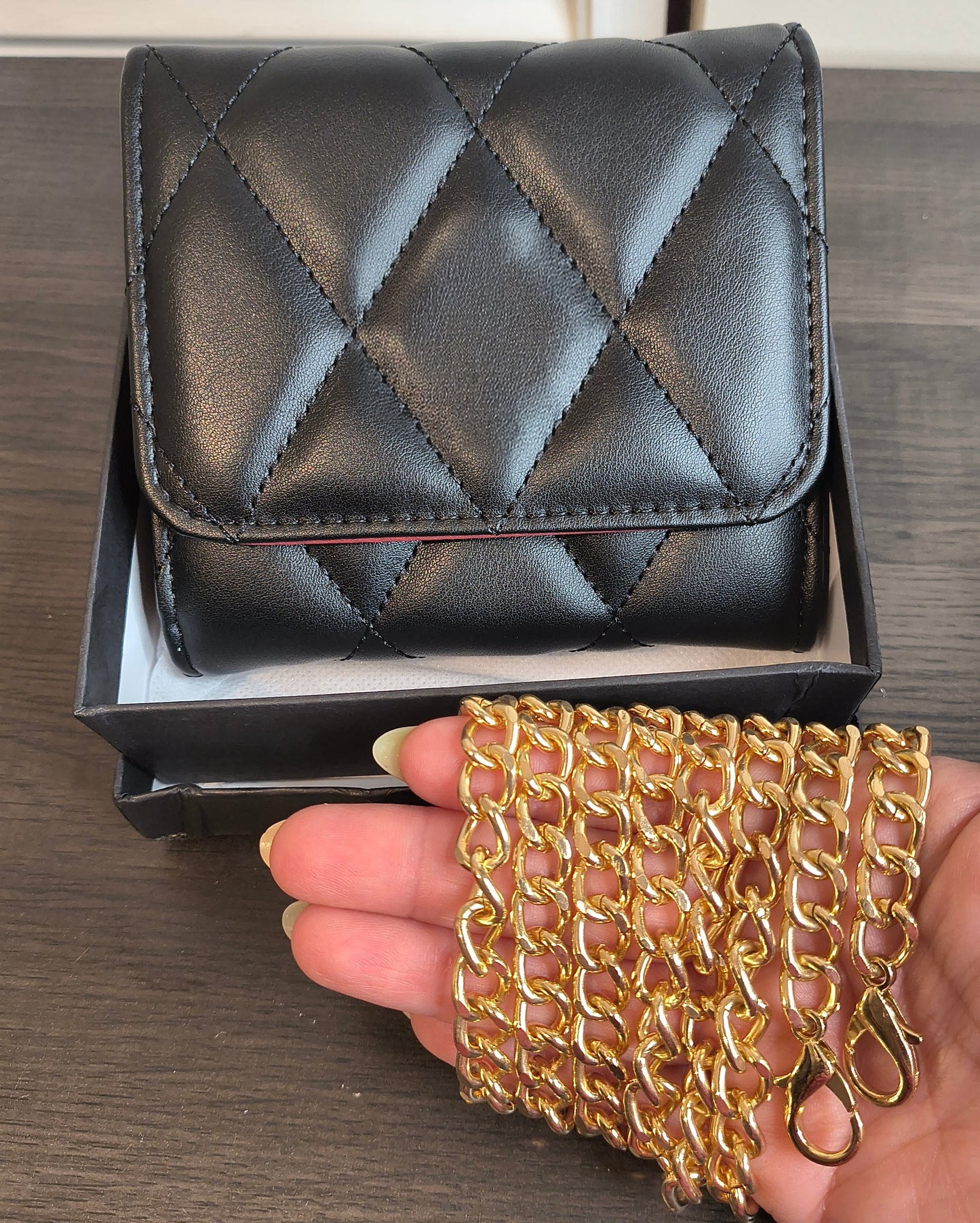 Dahlia Crossbody Wallet