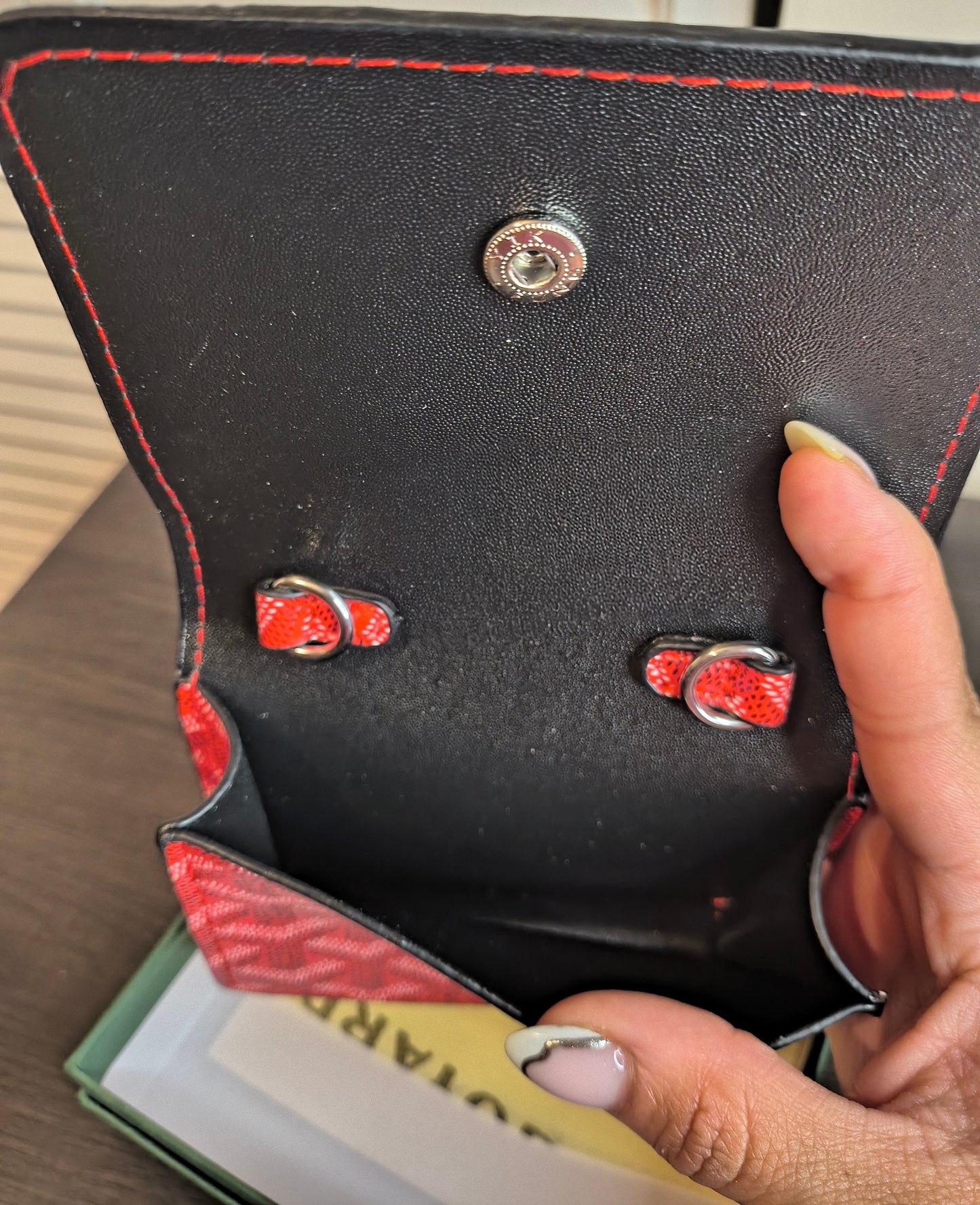 Iris Crossbody Wallet
