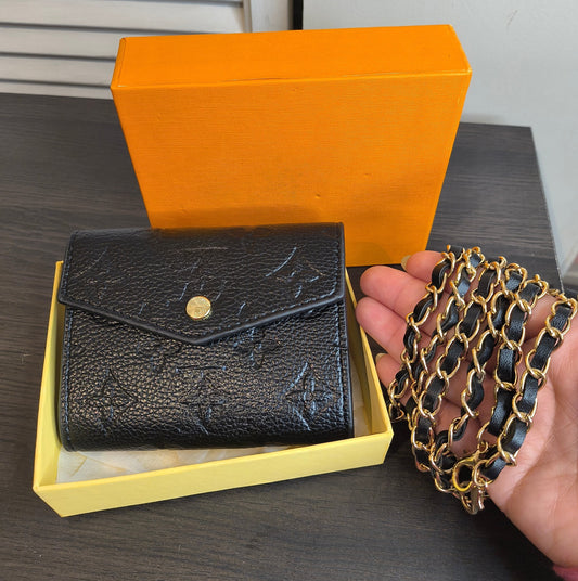Victoria Crossbody Wallet