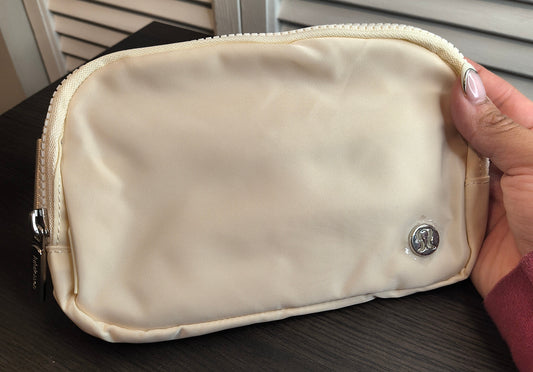 Lue Belt Bag