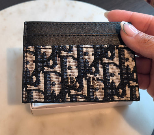 Cicely Cardholder